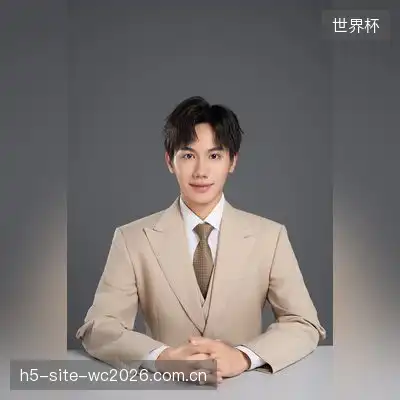 何语佳